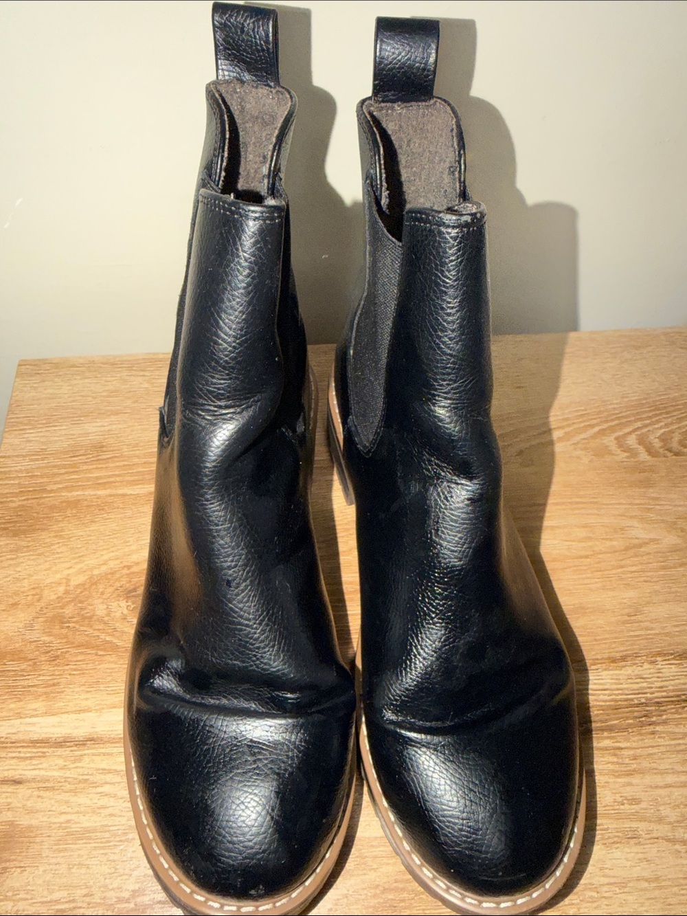 Kensie Black Leather Chelsea Ankle Boots